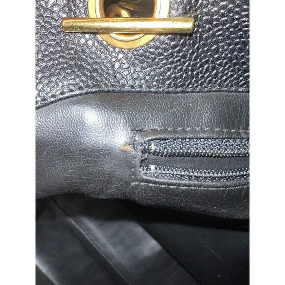 Authentic Vintage CHANEL Black Caviar Leather CC Logo Turn Lock Chain St… - Picture 14 of 15